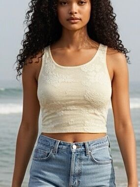 Frenchi from Nordstrom bra top Cream Lace size Sm NWT